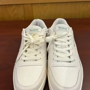 Reebok | Shoes | Reebok Club Memt Sneakers Cream Athletic  display picture 3